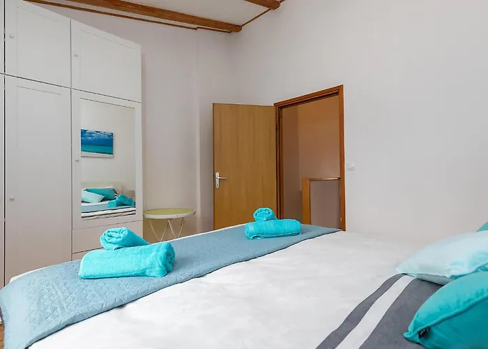 Gorgeous In With Wifi